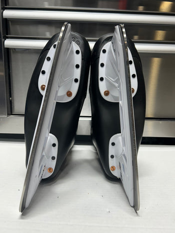 True Catalyst Pro Skate Size 7 OHL Pro Stock (New)