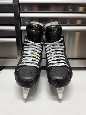 Bauer Hyperlite2 Skate Size 10.5 FIT 3 (Used) MAPLE LEAFS Pro Stock