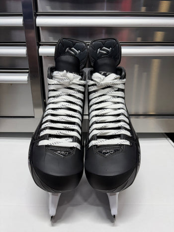 True Catalyst Pro Skate Size 10 Regular Width OHL Pro Stock (New)