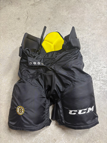 Medium  Boston Bruins CCM HPTK Hockey Pants Pro Stock (Used)