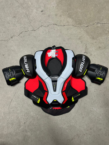 Senior Large Bauer Vapor Hyperlite NHL Pro Stock Shoulder Pads (New) Toronto Maple Leafs