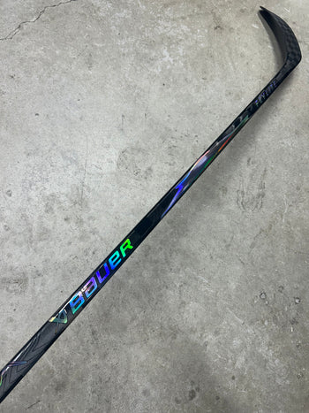 Right Hand 77 Flex Custom P28 Bauer Flylite NHL Pro Stock (New)
