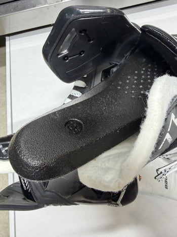 Bauer Shadow Skate Size 10.5 FIT 3 (New) VICTOR HEDMAN Pro Stock