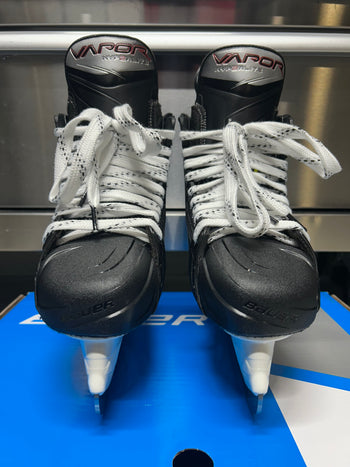 Bauer Hyperlite 2 Skate Size 4.5 Fit 3 NCAA Pro Stock (New)