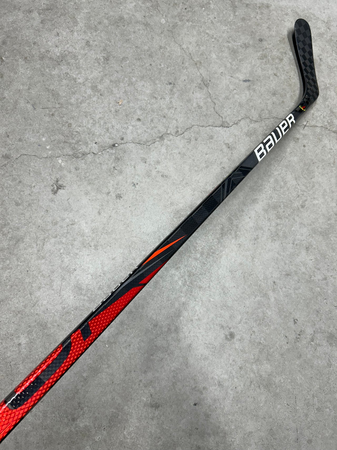 Left Hand 77 Flex P92 Bauer Flylite (New) Pro Stock