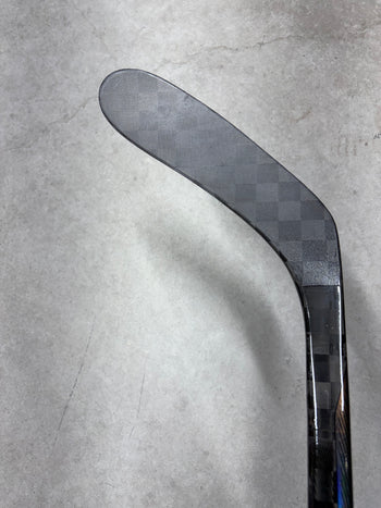 Left Hand 95 Flex P28 Bauer Nexus Tracer (New) Toronto Maple Leafs Pro Stock