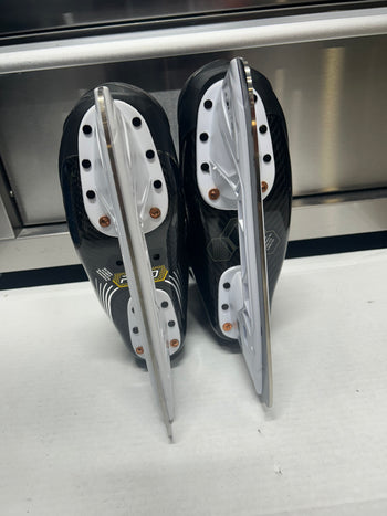 True Catalyst Pro Skate Size 6 NHL Pro Stock (New)