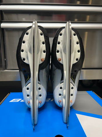 Bauer Hyperlite 2 Skate Size 5 Fit 3 NCAA Pro Stock (New)