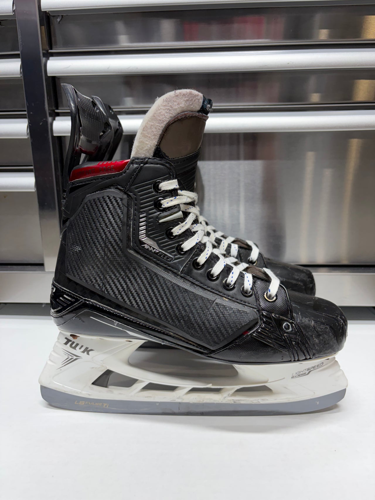 Bauer Supreme Mach Skate Size 8 FIT 2 (Used) NHL Pro Stock