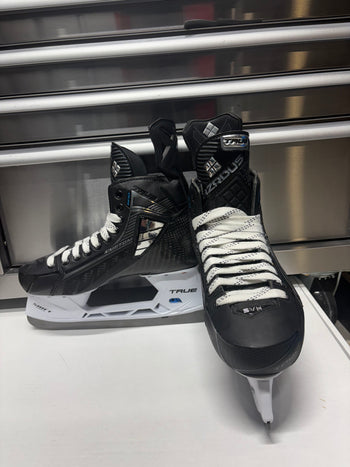 True Hzrdus Pro Skate Size 10 Regular Width OHL Pro Stock (New)