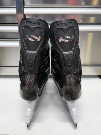 True Catalyst Pro Skate Size 10 Regular Width OHL Pro Stock (New)