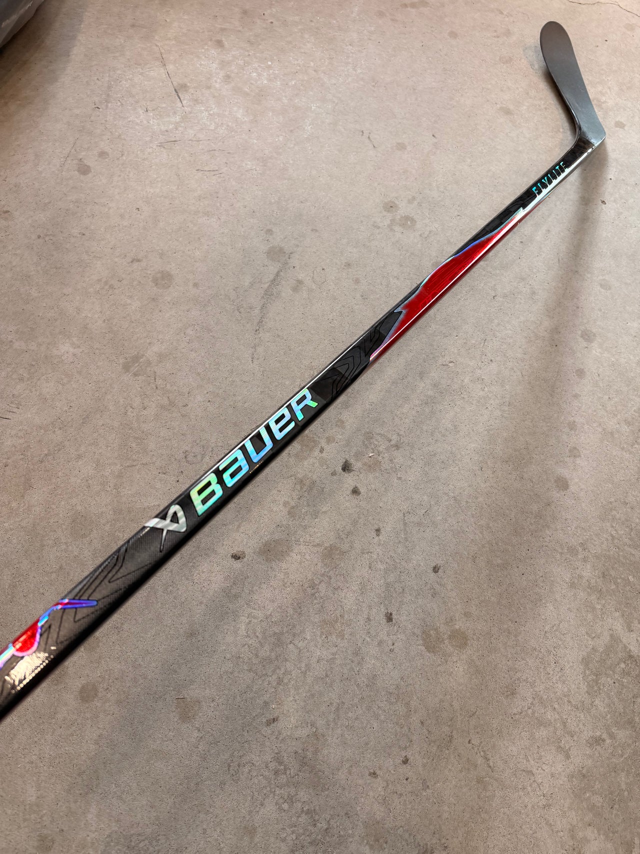 Left Hand 77 Flex P28 Bauer Flylite New