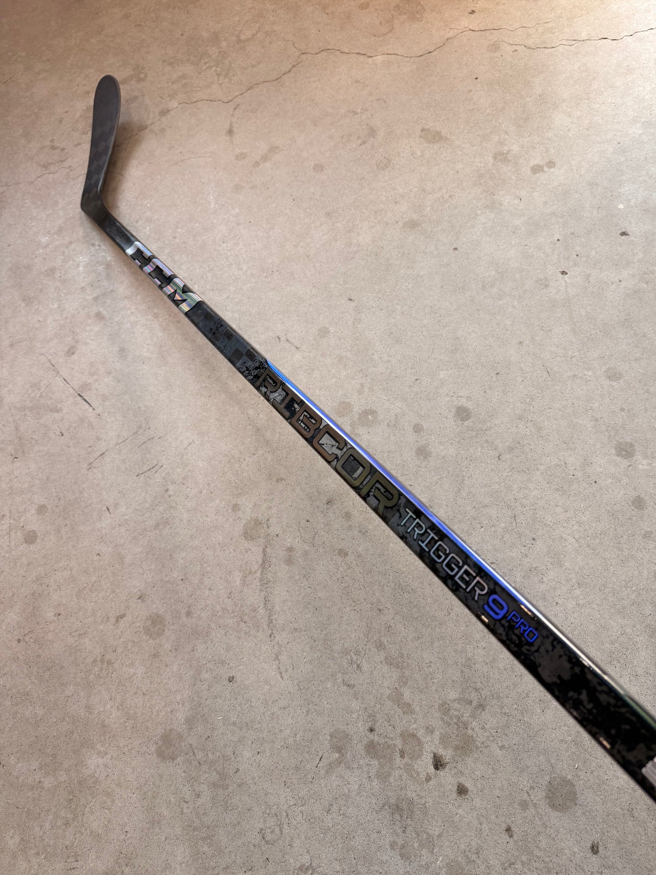 Right Hand 70 Flex P28 CCM Trigger 9 Pro New