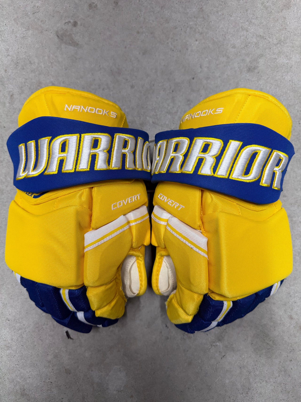 14” Warrior Covert QRE Pro University of Alaska Fairbanks Hockey Gloves New
