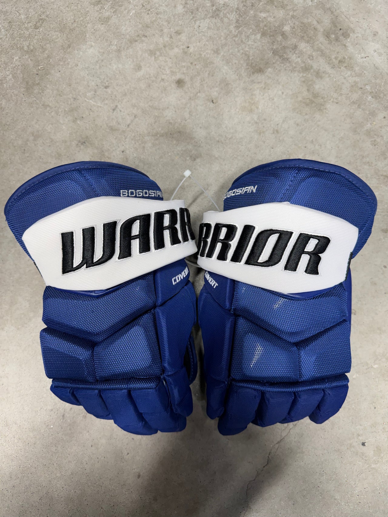 14” Warrior Covert QRE Pro Tampa Bay Lightning Hockey Gloves New