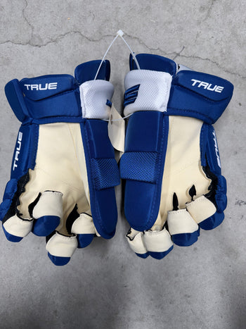 15” True Catalyst 9X Pro Stock Hockey Gloves Tampa Bay Lightning (New)