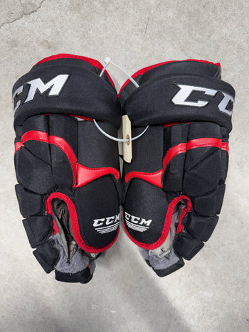 15” CCM HG12XP Chicago Blackhawks Hockey Gloves (Used)