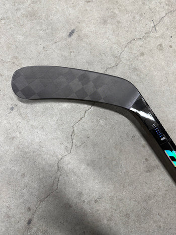Left Hand 100 Flex P92M University of Maine Warrior Alpha LX2 Pro New