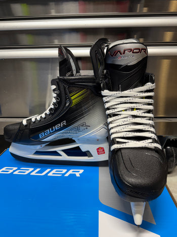 Bauer Hyperlite 2 Skate Size 10 Fit 3 NCAA Pro Stock (New)