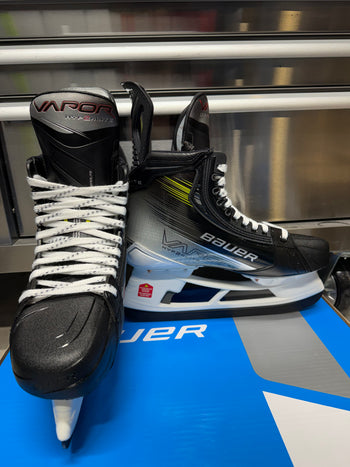 Bauer Hyperlite 2 Skate Size 10 Fit 3 NCAA Pro Stock (New)