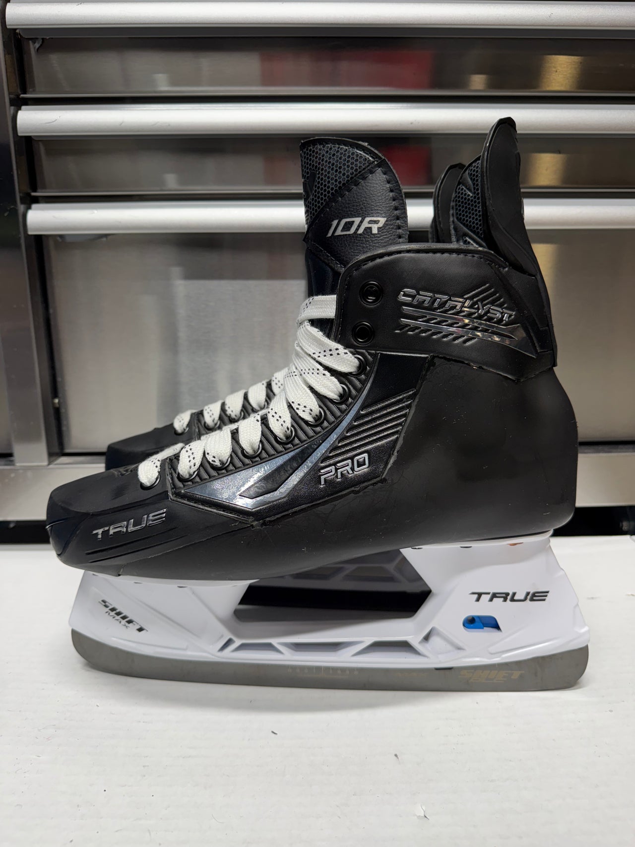 True Catalyst Pro Skate Size 10 NHL Pro Stock (New)