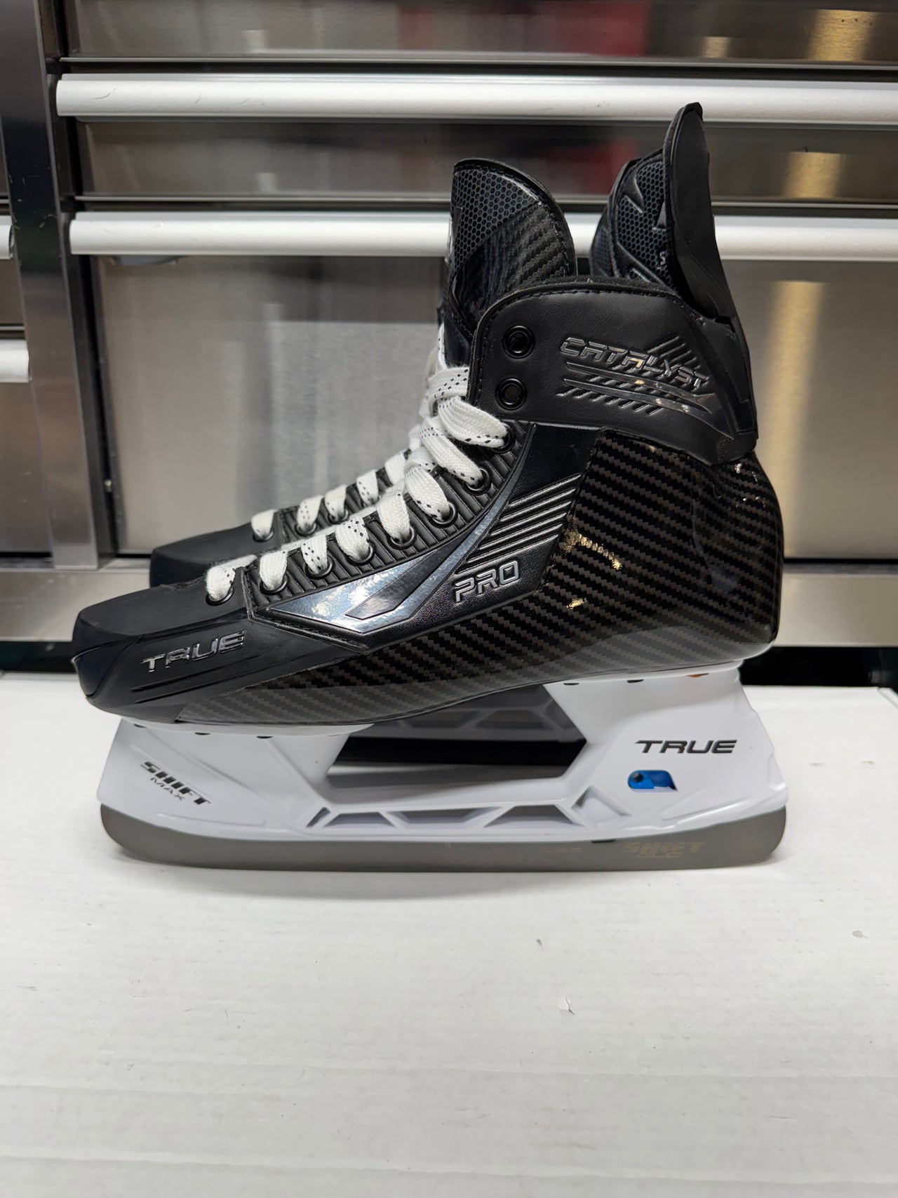True Catalyst Pro Skate Size 10 NHL Pro Stock (New)