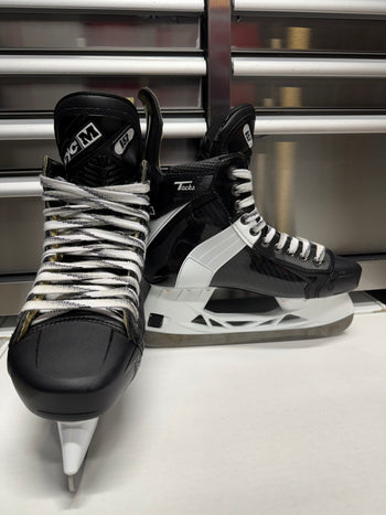 CCM XF Pro 652 Skate Size 8 Regular Width Ohio State Pro Stock
