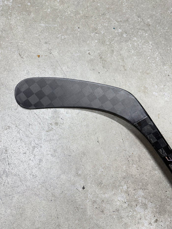 Left Hand 87 Flex P92 Bauer Vapor Flylite (Used) NHL Pro Stock