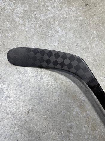 Left Hand 87  Flex Custom P28 Bauer Hyperlite2 Pro Stock (New)