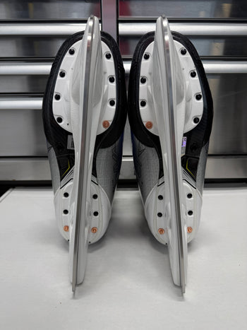 Bauer Hyperlite2 Skate Size 10.5 FIT 1 (Used) Toronto Maple Leafs Pro Stock