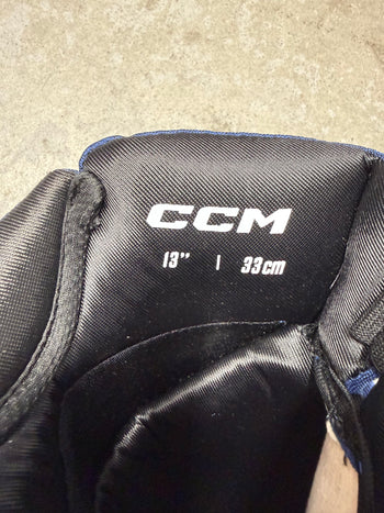 13” CCM Pro Toronto Maple Leafs Auston Matthews Pro Stock Gloves (New)