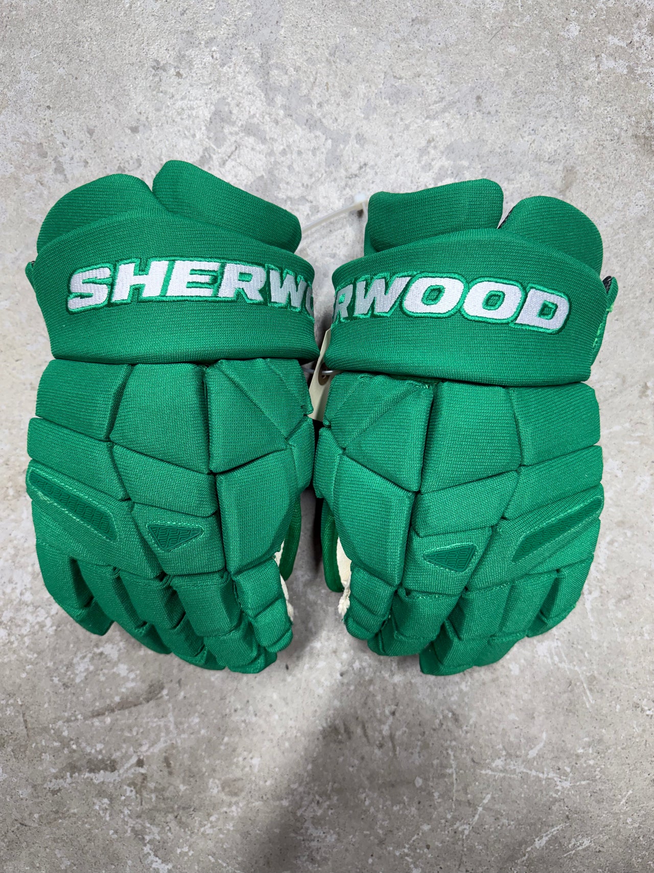 13” Sherwood Rekker Pro Stock Hockey Gloves Toronto Maple Leafs ST PATS New