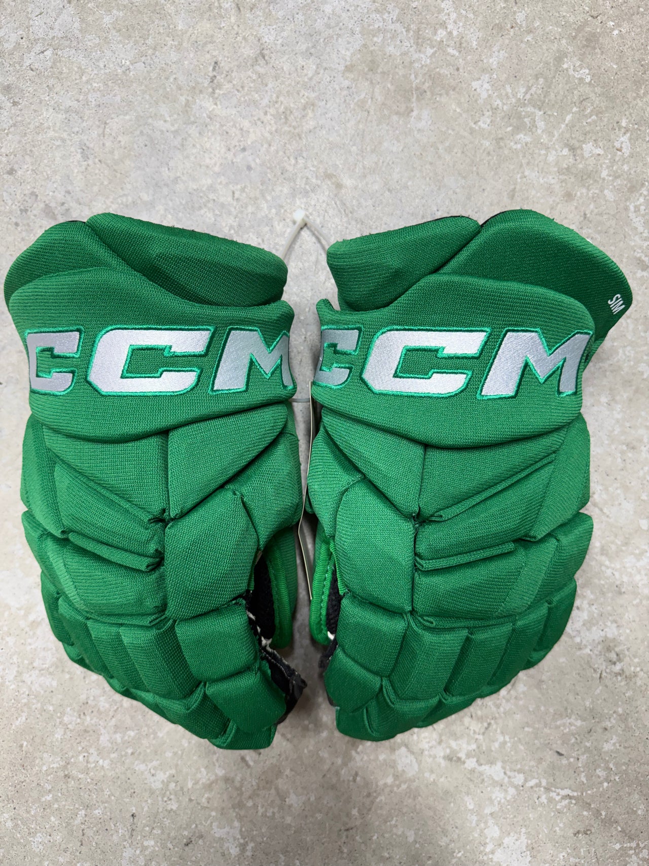 14” CCM Jetspeed FT8 Pro Gloves Toronto St Pats Pro Stock (Used)