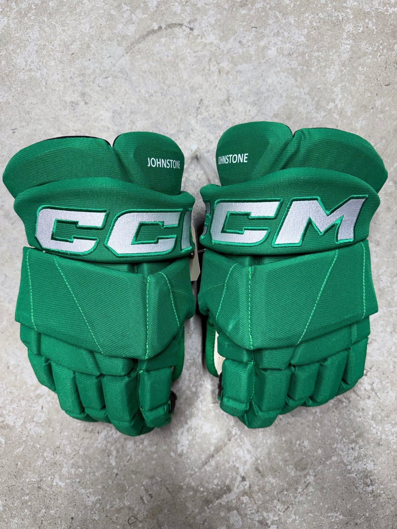 14” CCM Tacks XF Pro Gloves Toronto St Pats Pro Stock (Used)